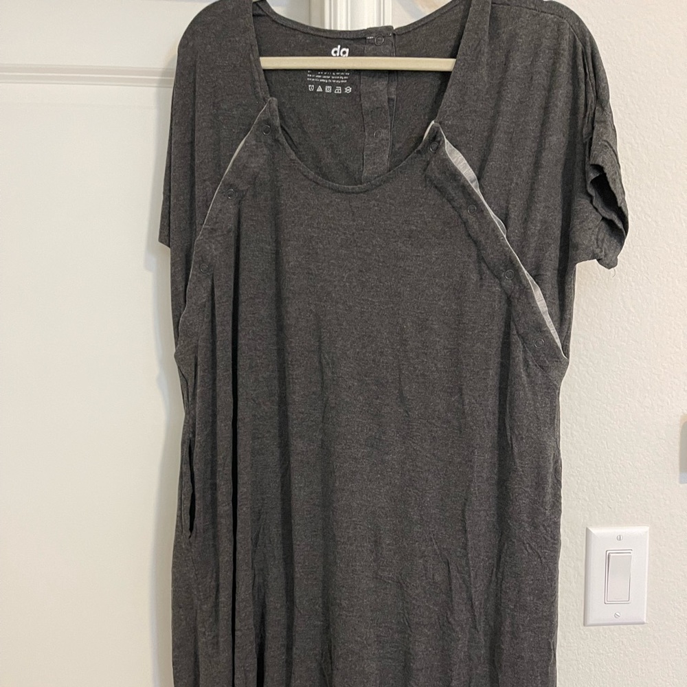 Frida hospital gown